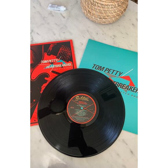 Vintage "Tom Petty and The Heartbreakers: Long After Dark" Vinyl Record - Picture 2 of 3